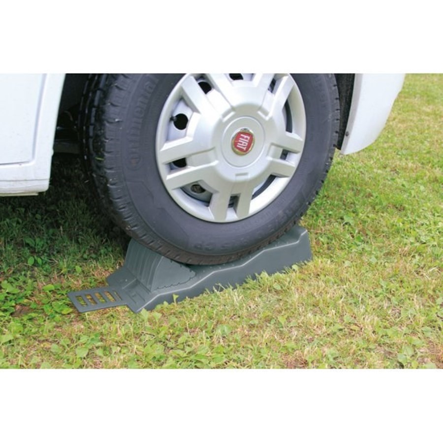 5fb7d5bc77f39493877988_a900x900