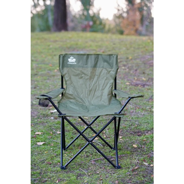 Silla de camping plegable – ligera e impermeable para exterior.